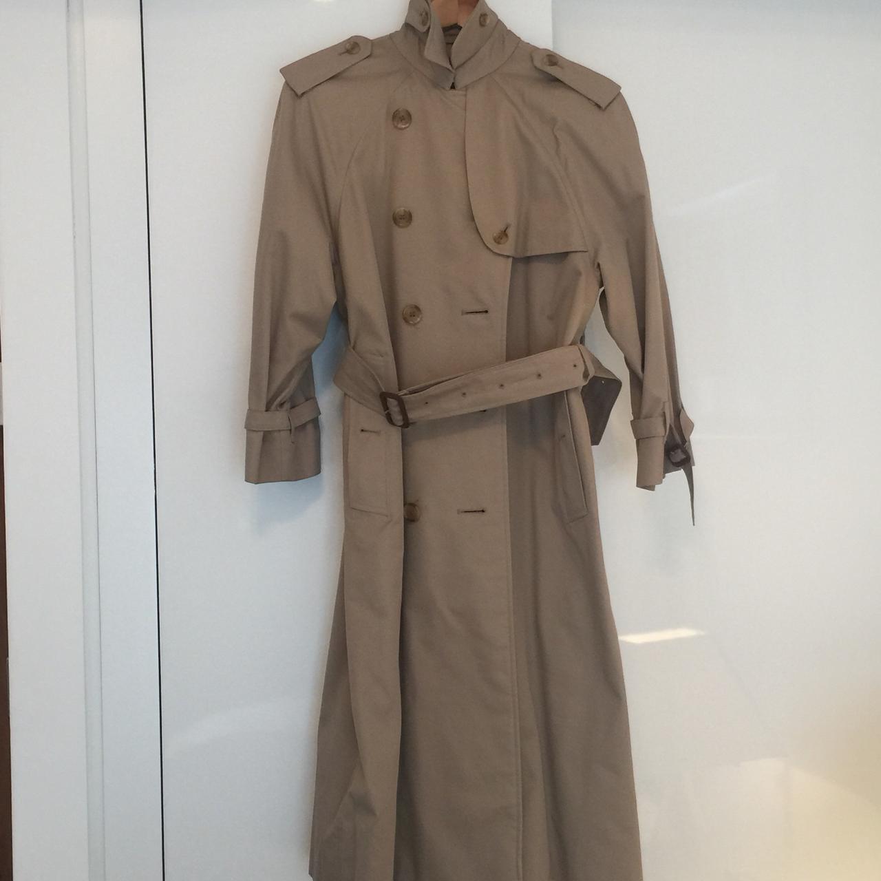 Vintage 1990's Burberry Trench coat, iconic nova | Depop