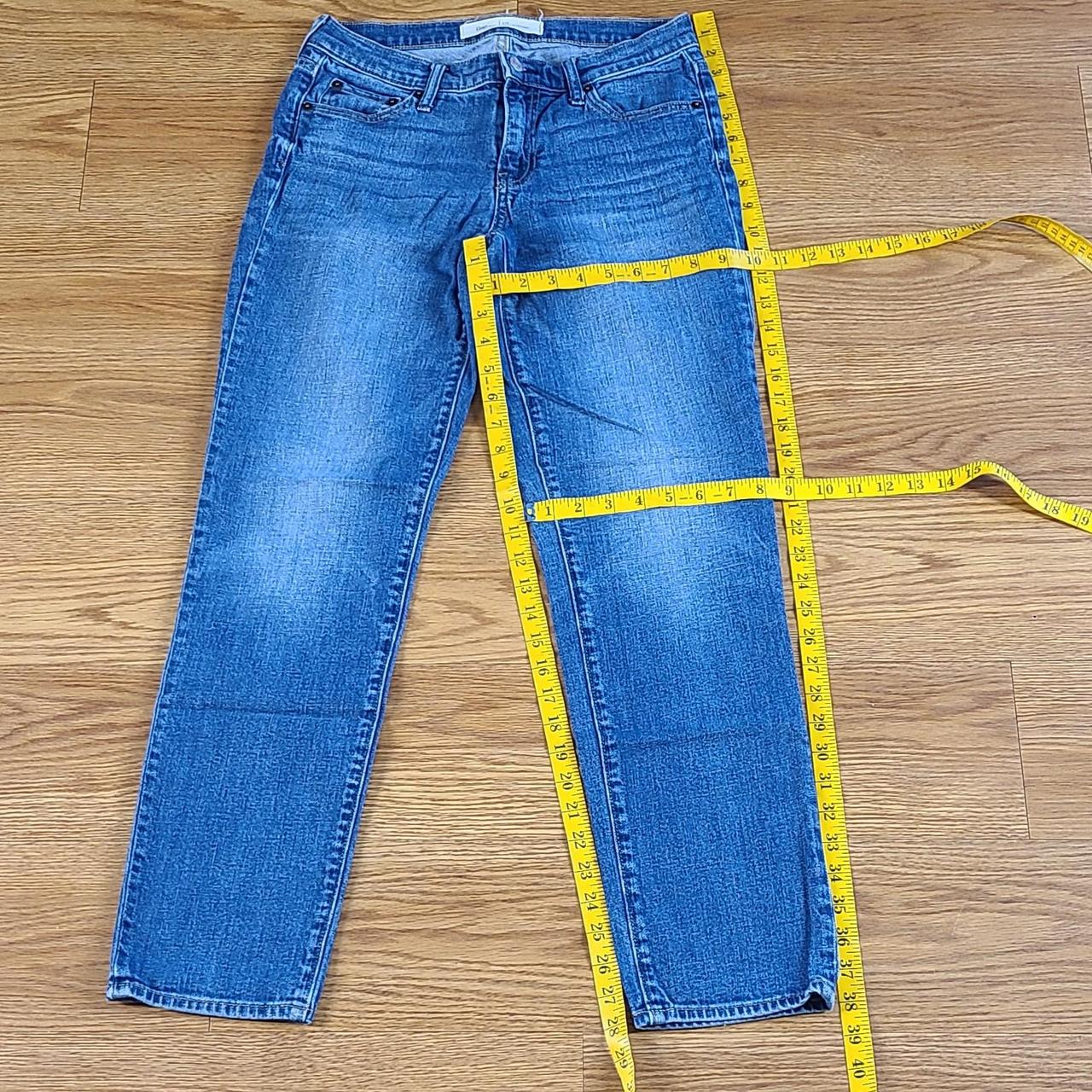 GAP 1969 REAL STRAIGHT JEANS MID-RISE MEDIUM WASH... - Depop