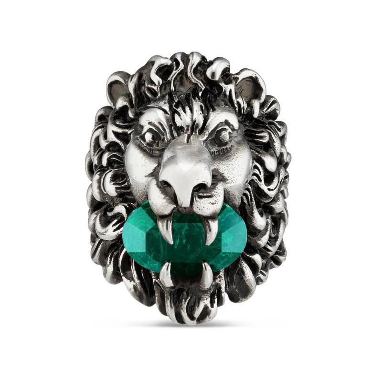 Gucci Lion Head Ring With Green Stone , Worn once