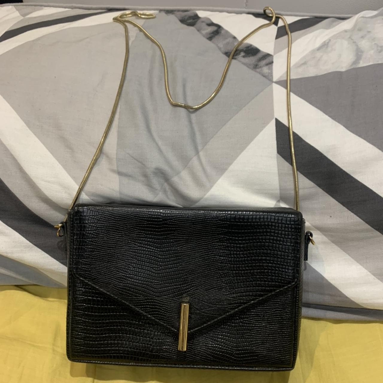 Primark Women's Black and Gold Bag | Depop