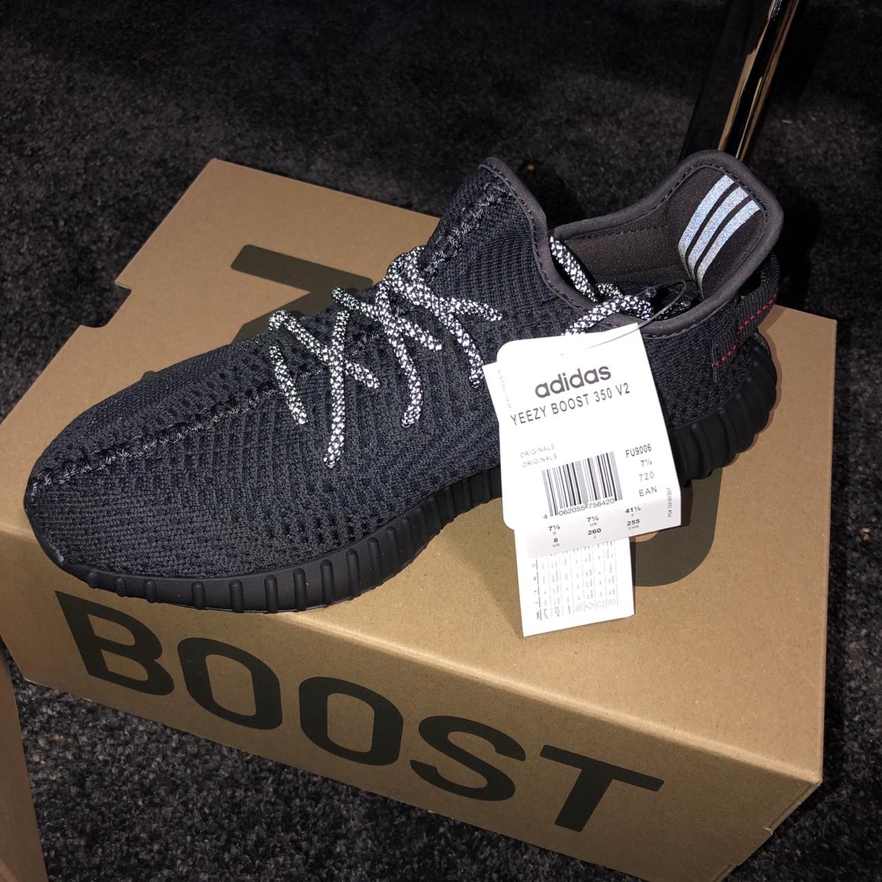 yeezy 350 v2 black reflective laces