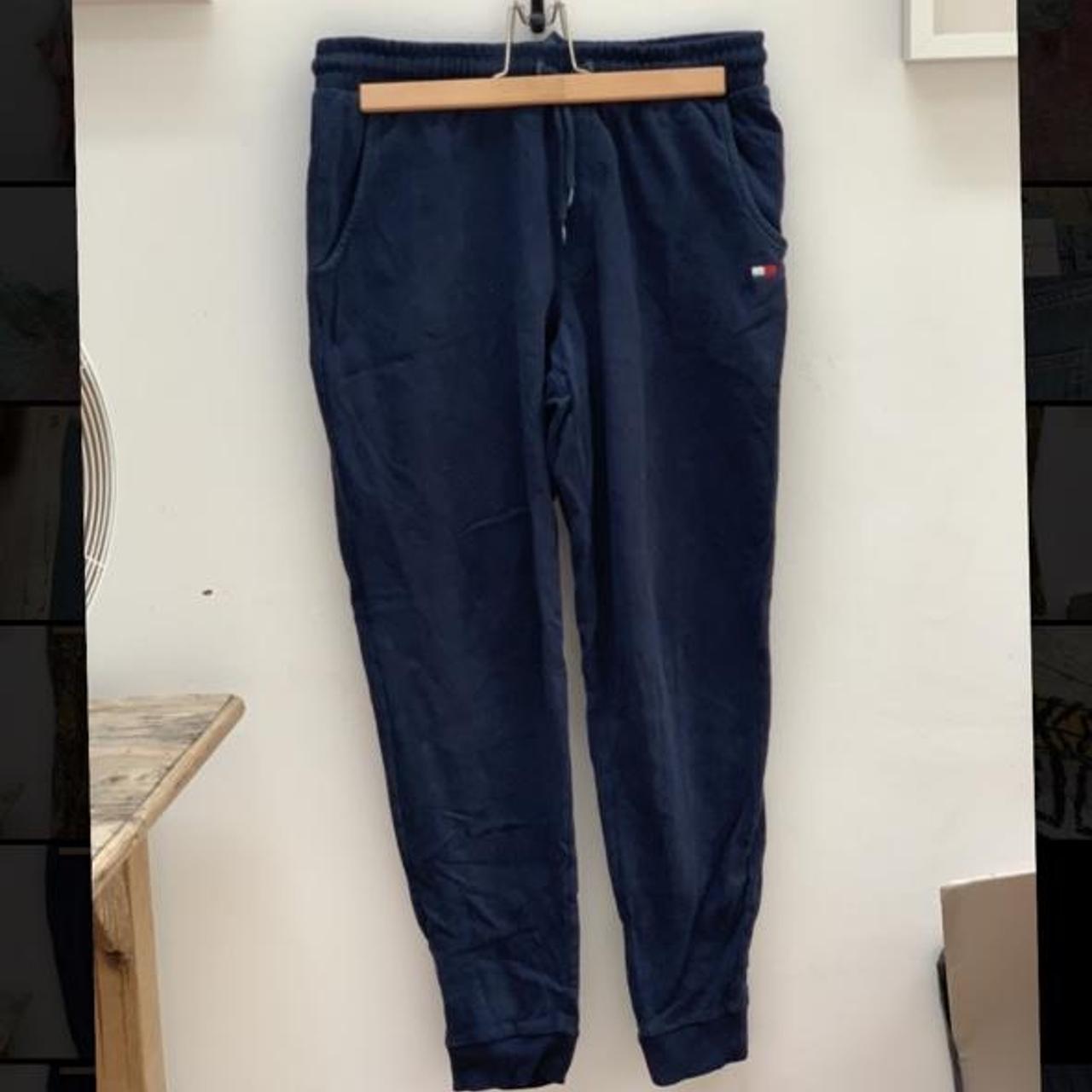 Tommy Hilfiger Women's Joggerstracksuits Depop