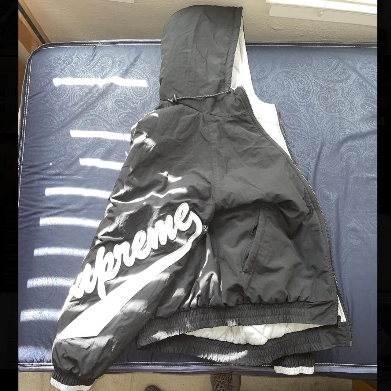 Supreme sleeve script sideline jacket online