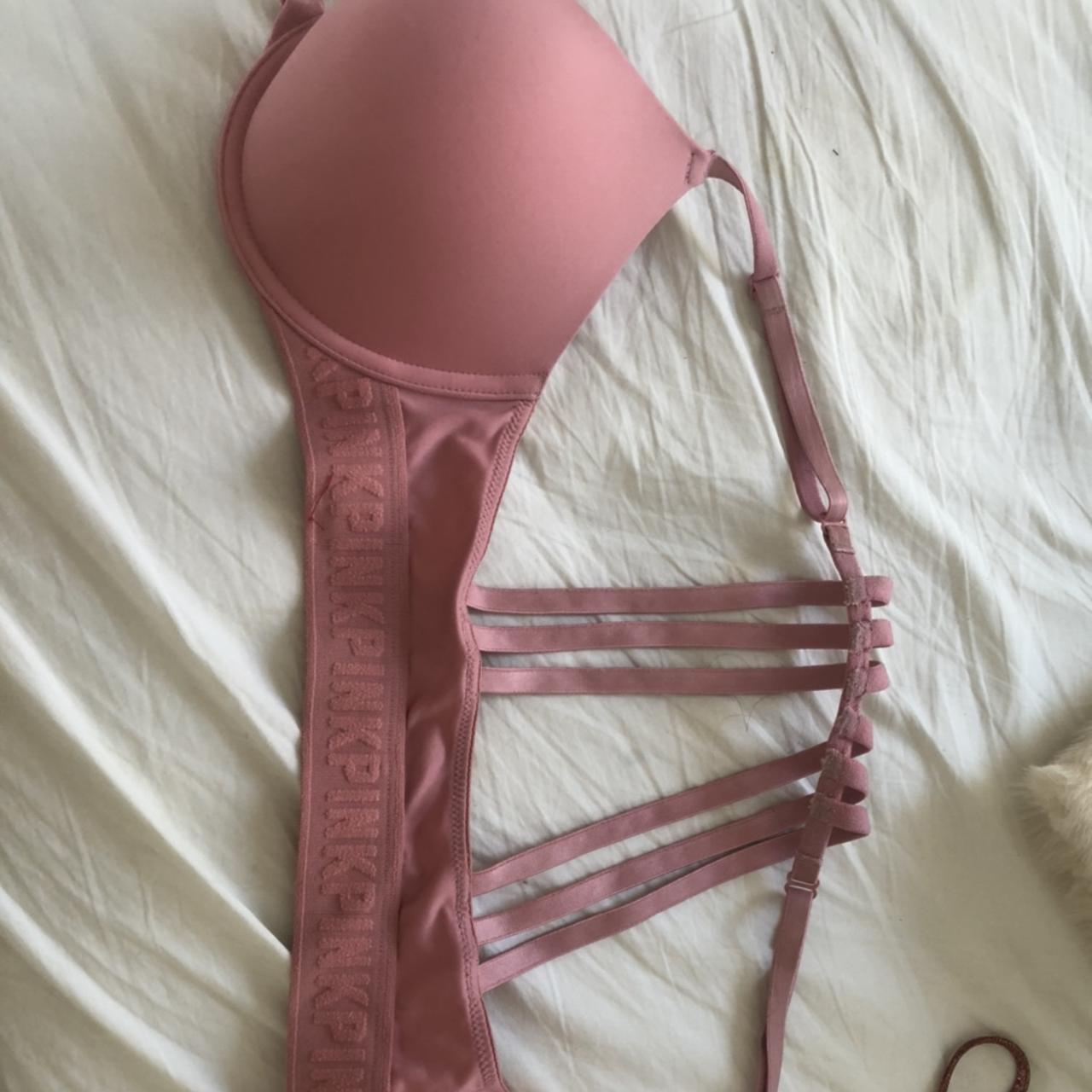 gorgeous victoria’s secret pink bra in pale pink - Depop