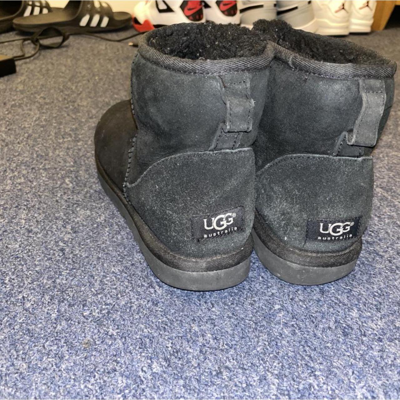 black ugg boots size 8