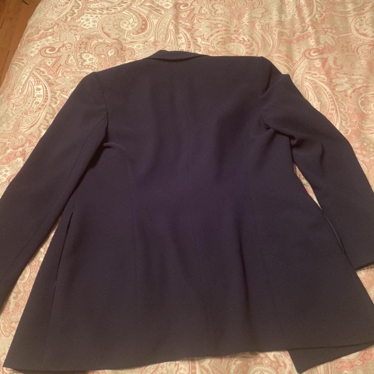 Stunning navy Tahari blazer size 2. A bit longer and... - Depop