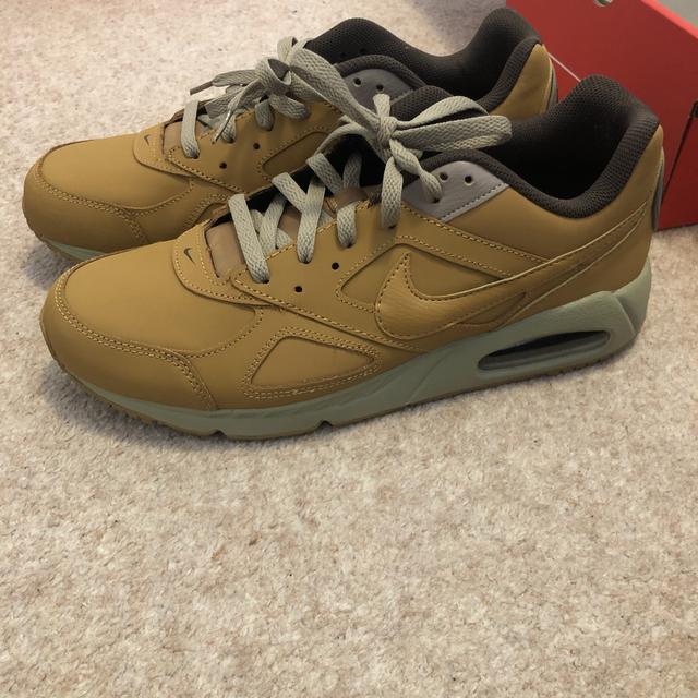 Nike air max ivo wheat sale