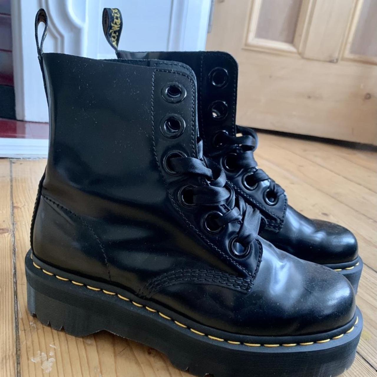 dr martens molly rainbow