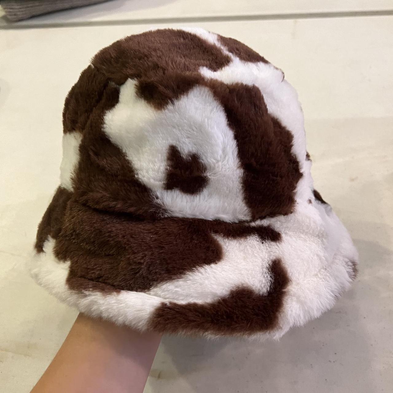Women's Cow Print Faux Fur Bucket Hat