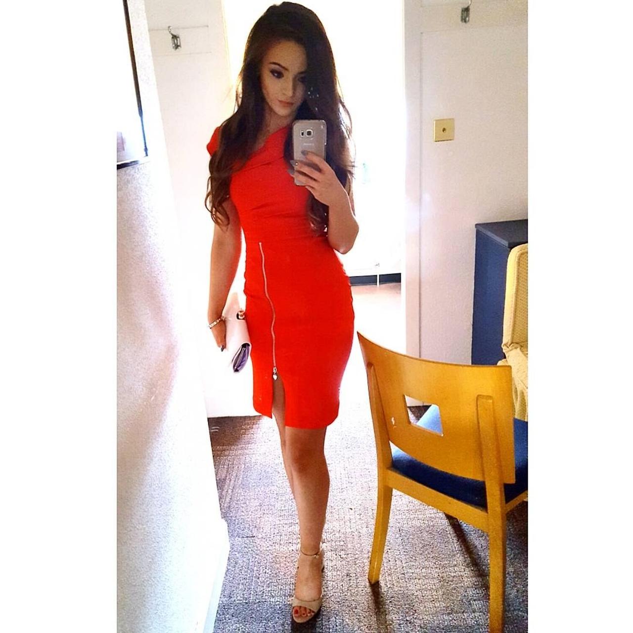 Lipsy red hotsell dress michelle keegan