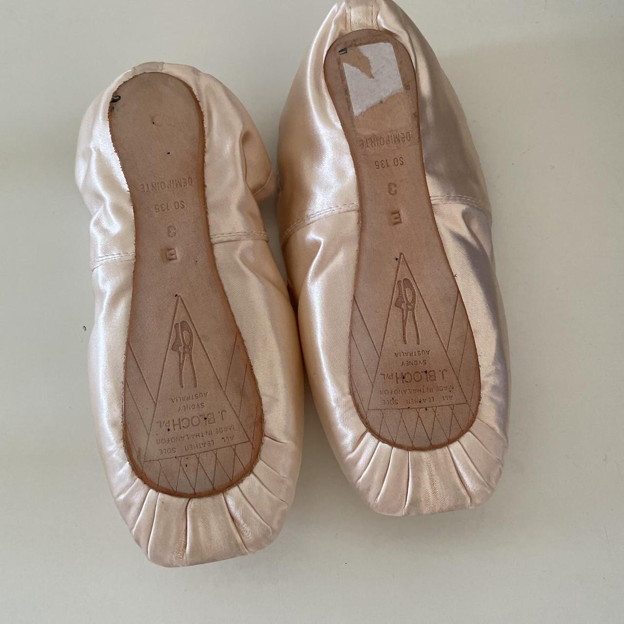 bloch demi pointe shoes