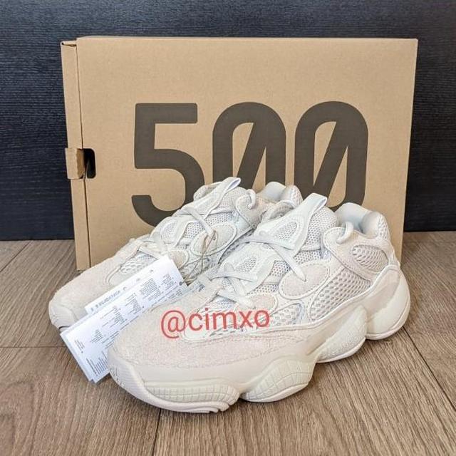 Adidas Yeezy 500 - Size UK 5 - Blush Colourway... - Depop