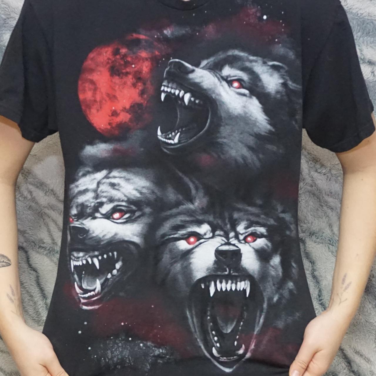 Product Image 3 - Blood Moon Wolf T
Size M

*Tagless.