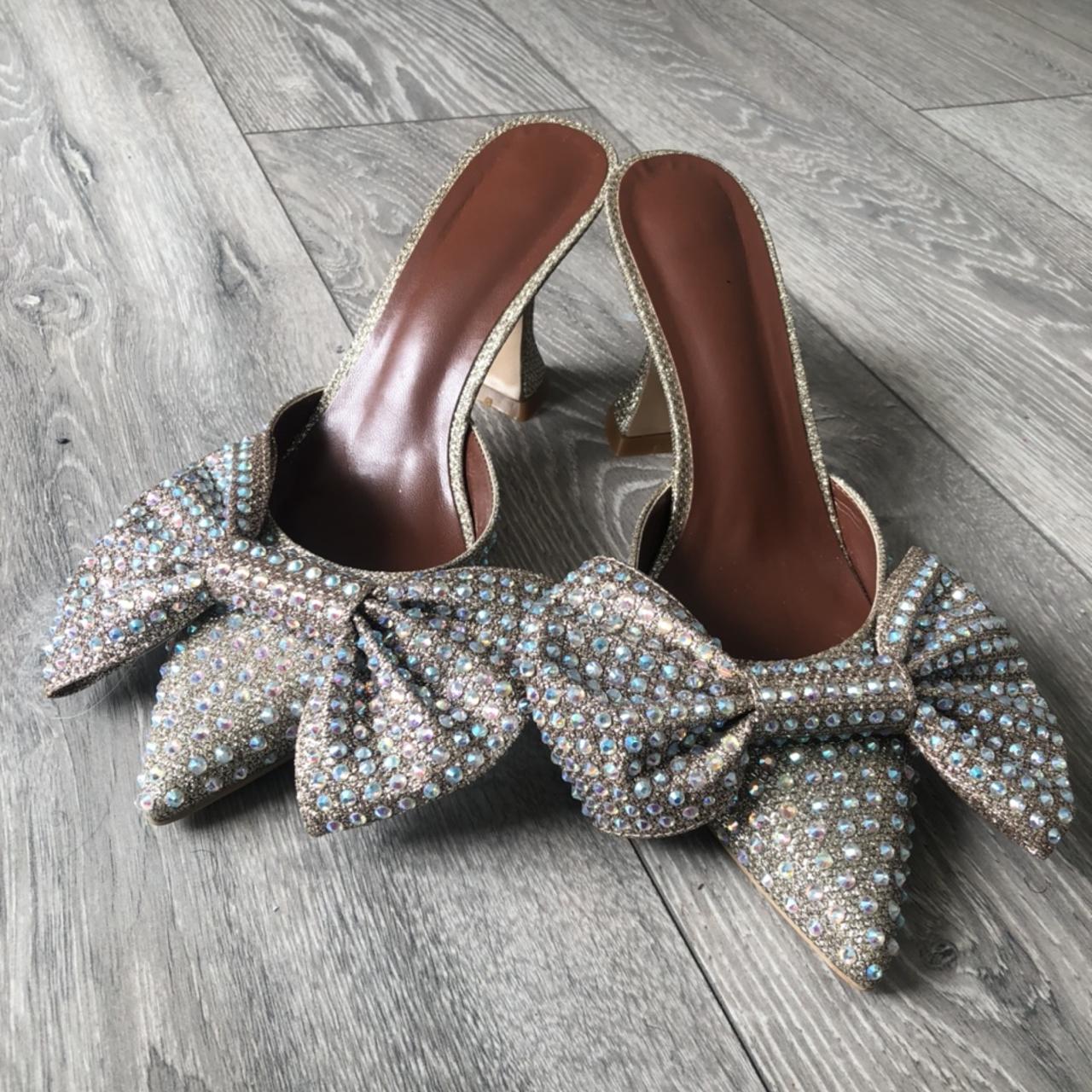 Big clearance bow mules