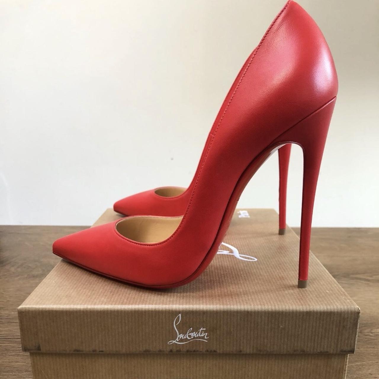 Louboutin so hot sale kate red