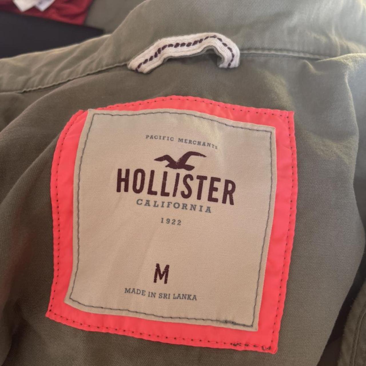 Hollister Co. Women's Khaki Coat | Depop