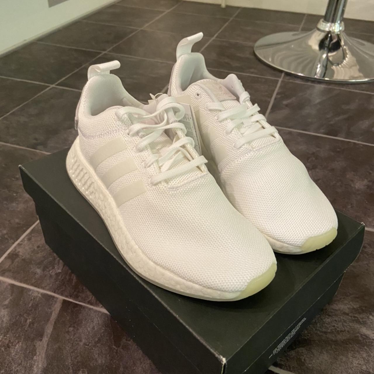 Adidas nmd r2 triple white womens best sale