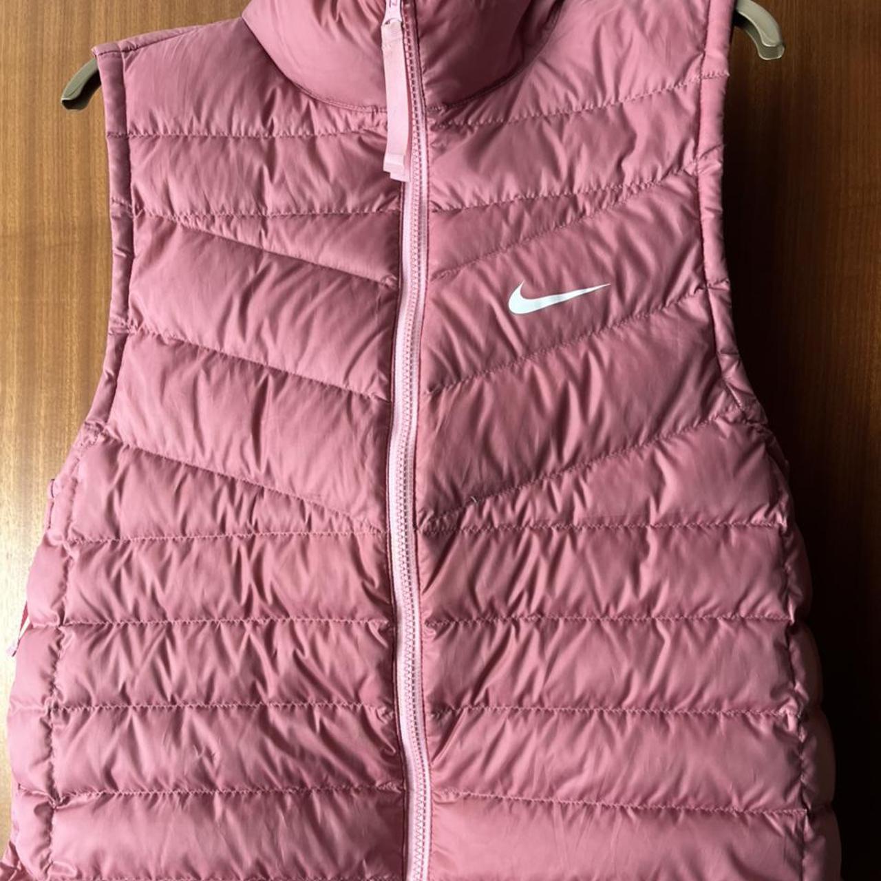 body warmer women's nike