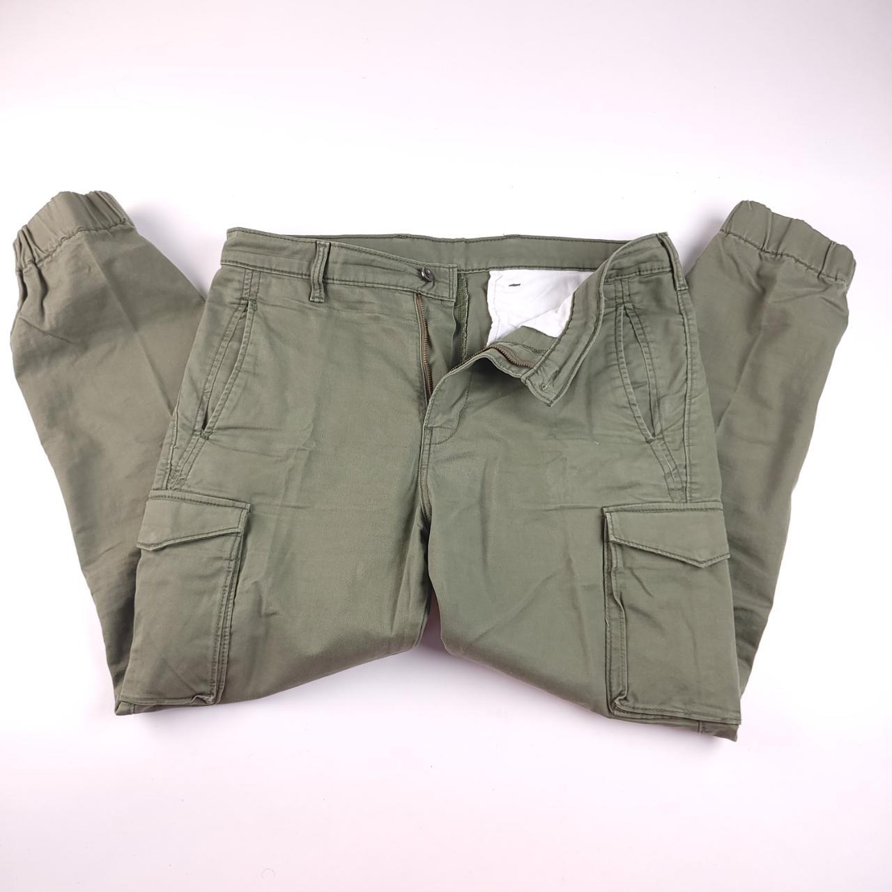 levi's olive green pants