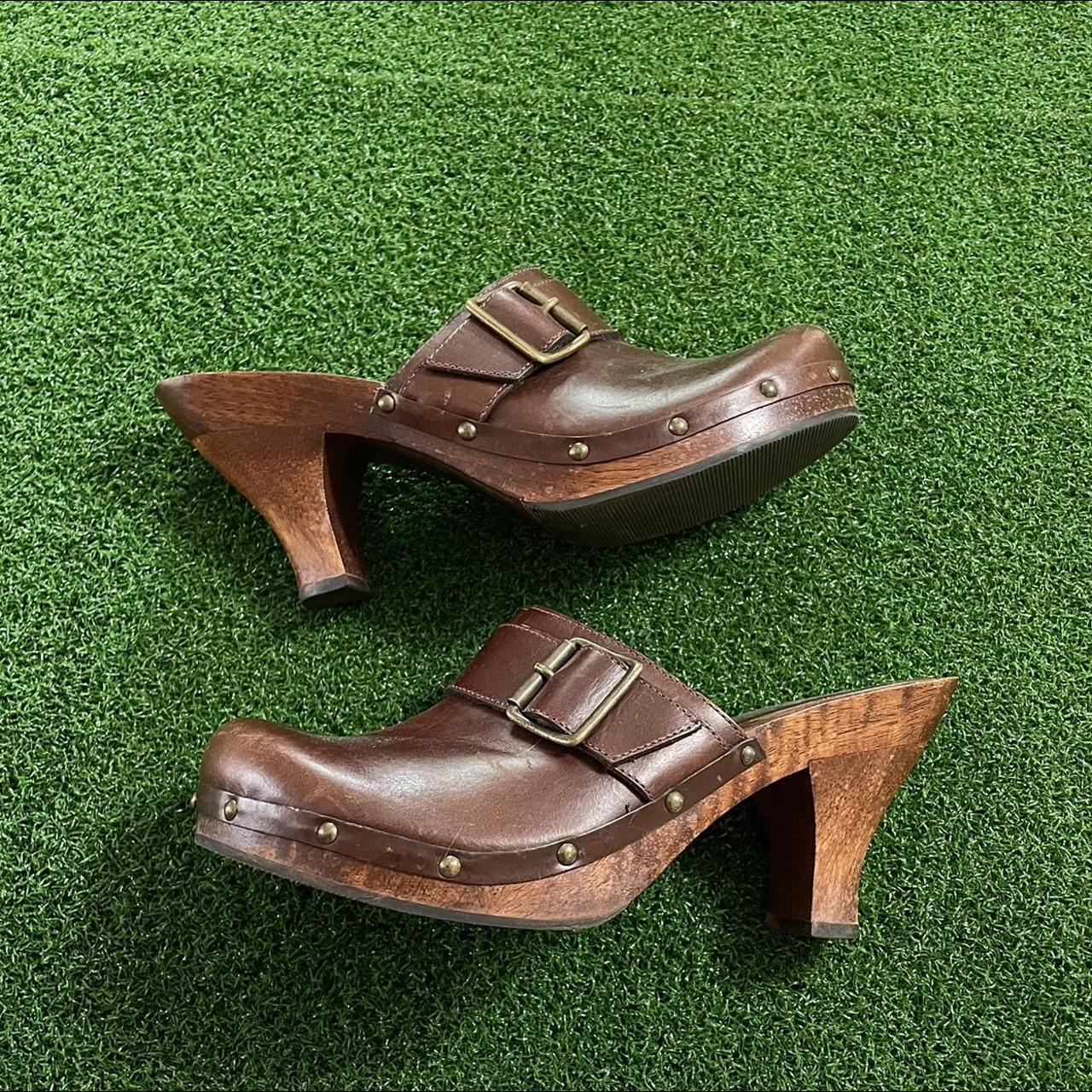 Mia deals wooden clogs