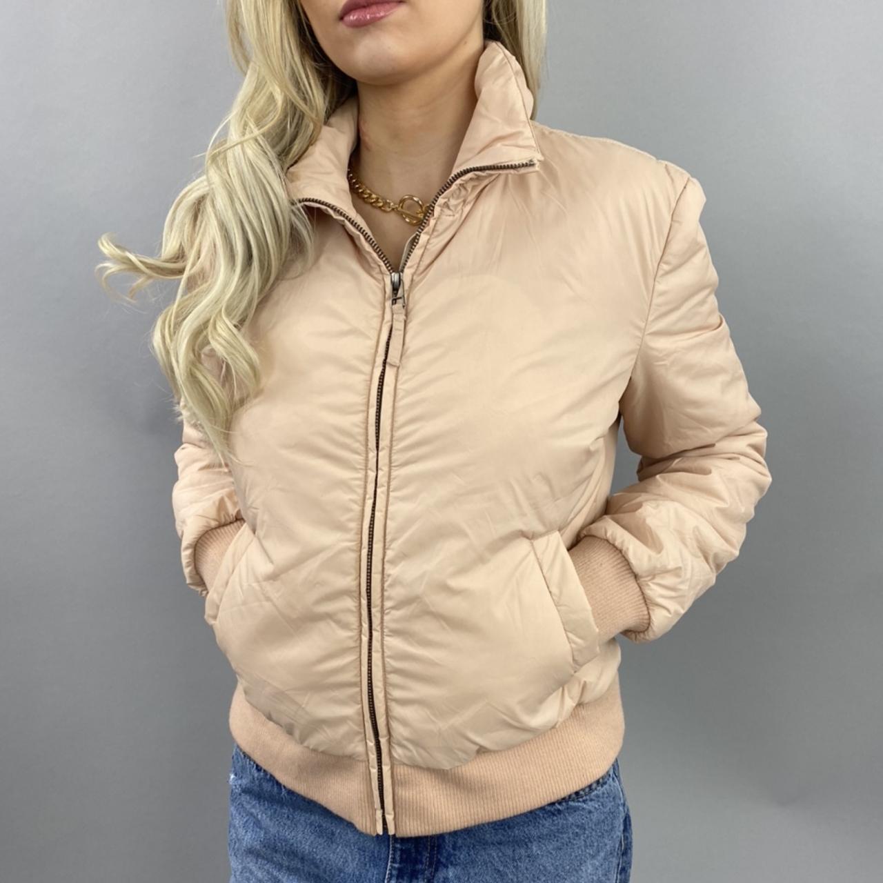 Vintage moschino salmon pink puffer coat nude Depop