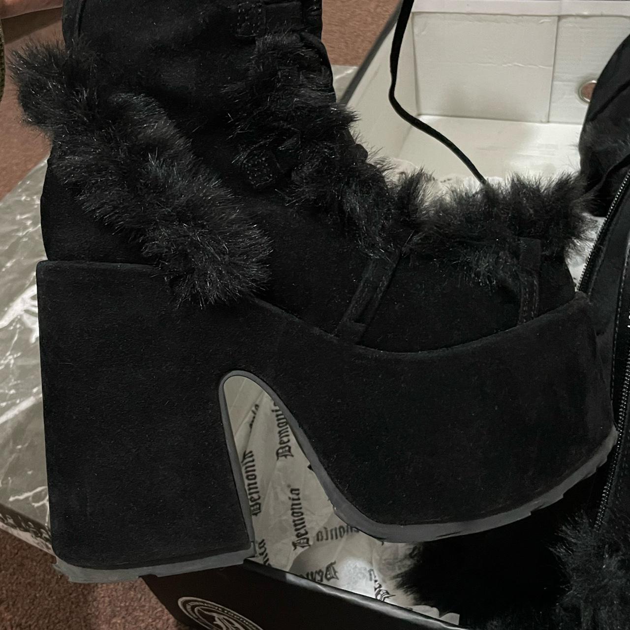 demonia camel 311 beige