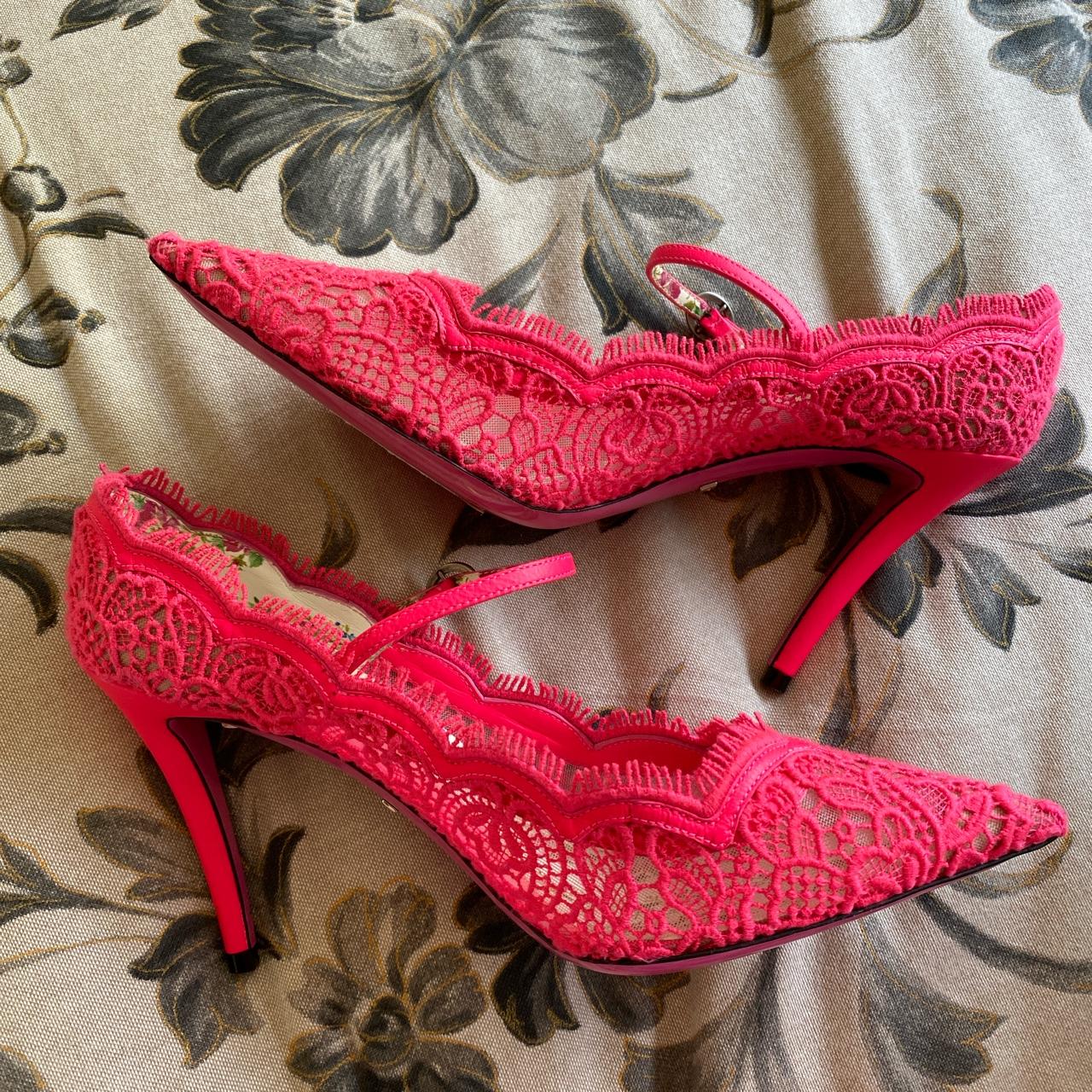 Gucci lace hot sale pumps