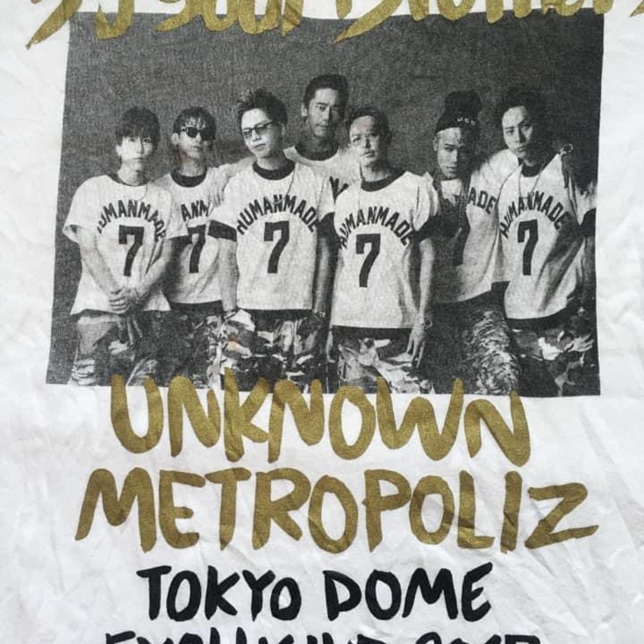 可愛いクリスマスツリーやギフトが！ Soul 3J Brothers Depop | By Dome Tokyo Metropoliz Unknown ミュージシャン