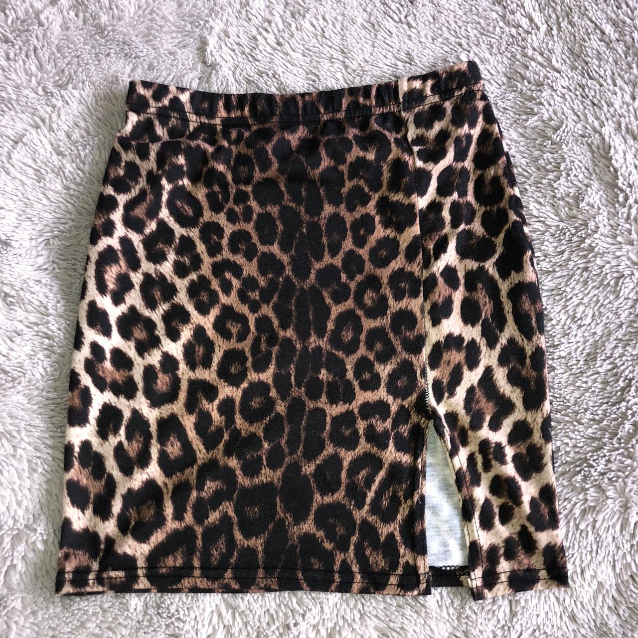 Leopard print mini skirt with cheap split