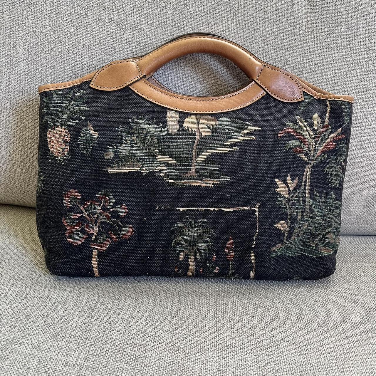 Tommy bahama clearance purse