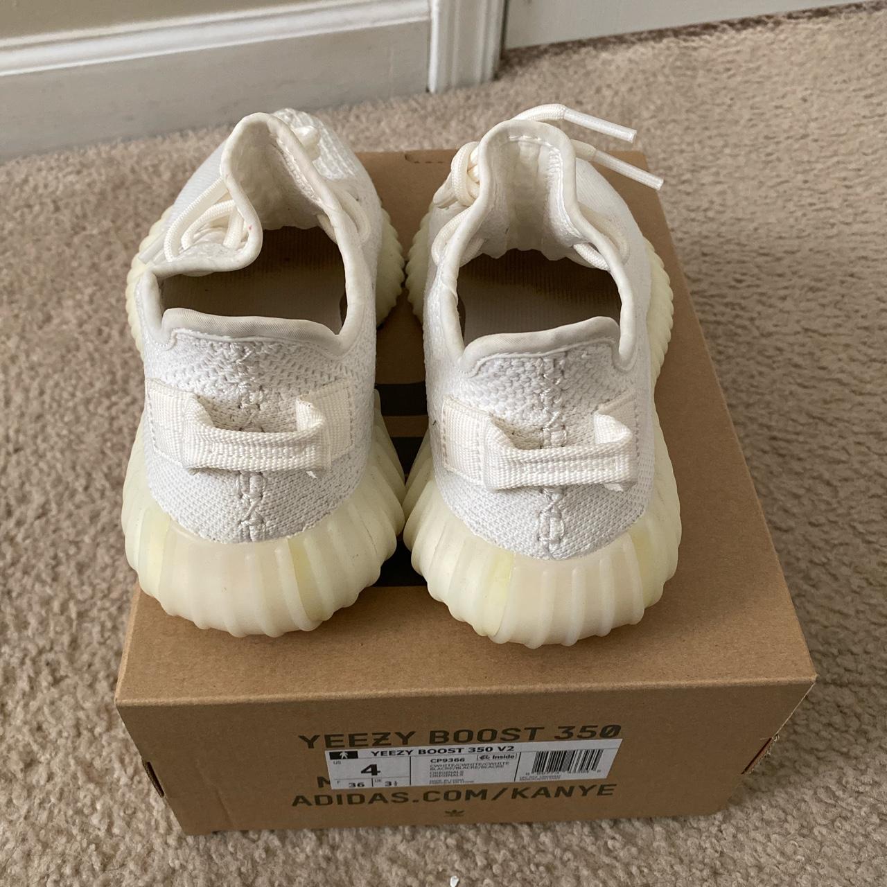 triple white yeezy boost 350 v2