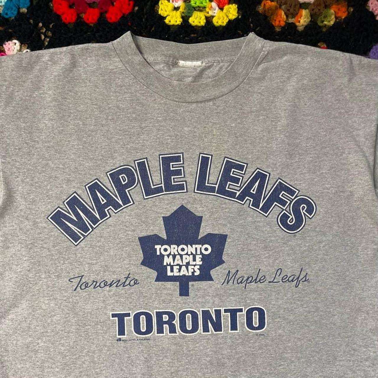 vintage-1990s-toronto-maple-leafs-t-shirt-great-depop