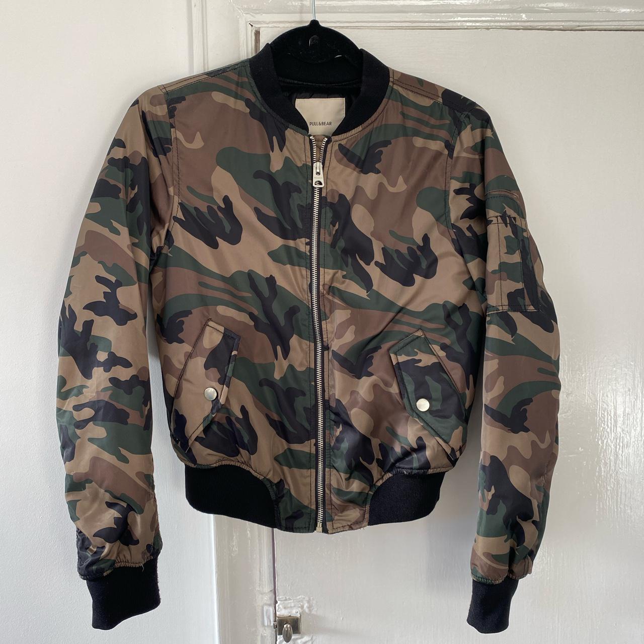 Camouflage bomber jacket from Pull & Bear 🤎💚 size... - Depop