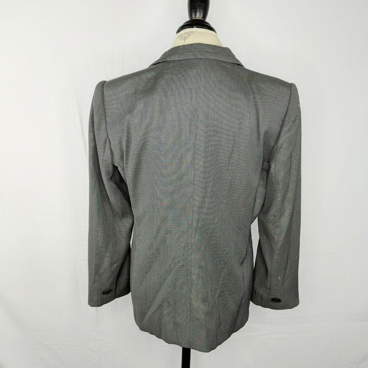Product Image 2 - Armani Collezioni black fitted blazer