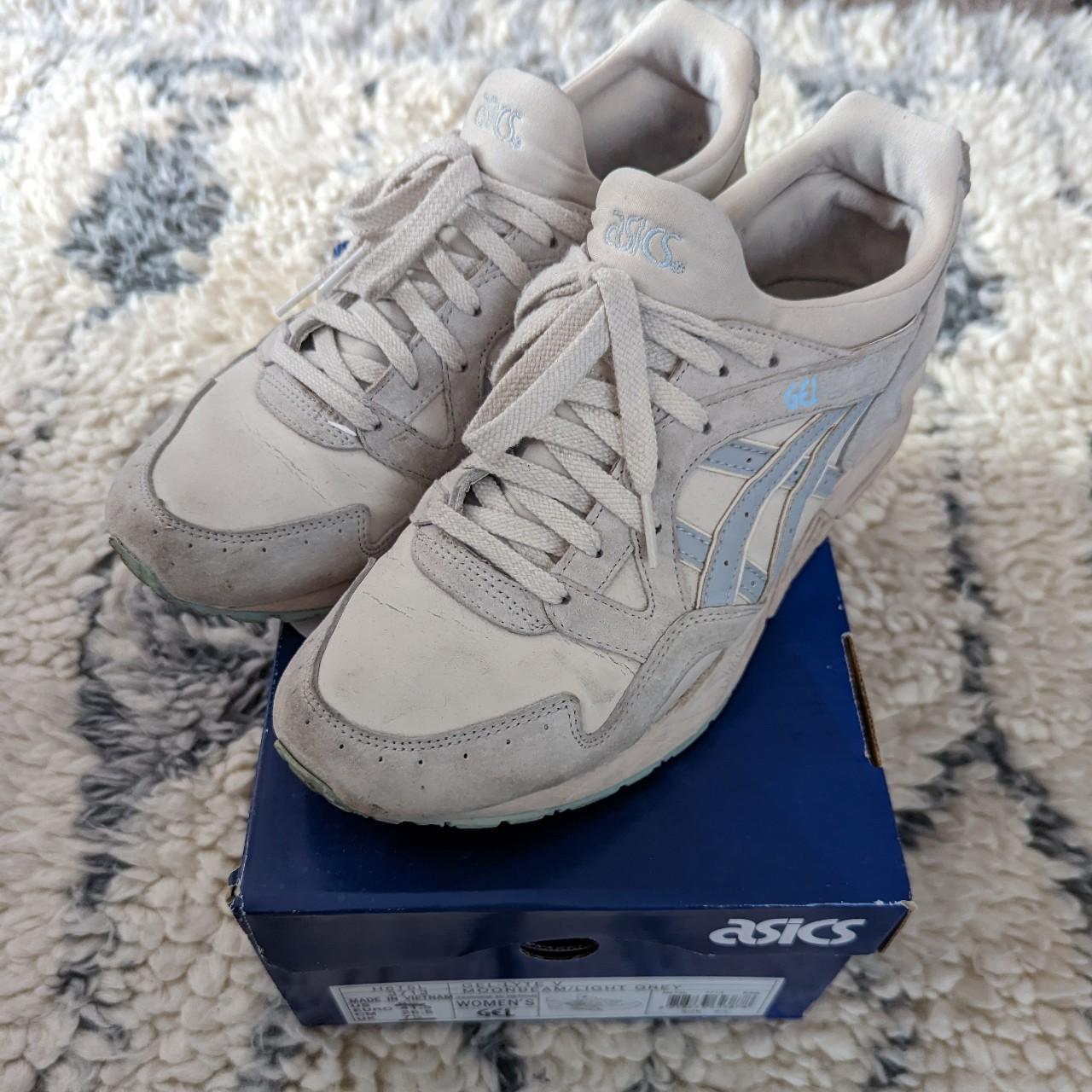 asics baby blue