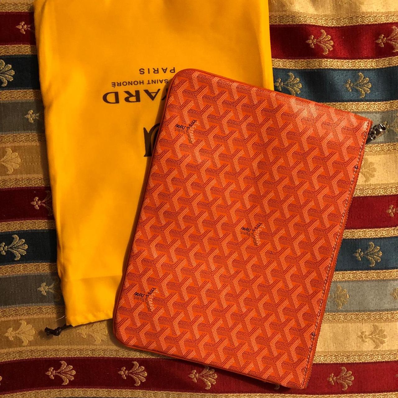 Pochette discount goyard orange