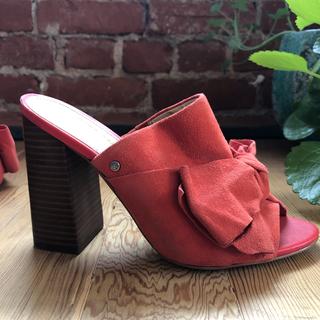 靴 Vintage Miu Miu Cowhide Bow Mules Vintage Miu Miu Cowhide Bow Mules 36 - メルカリ