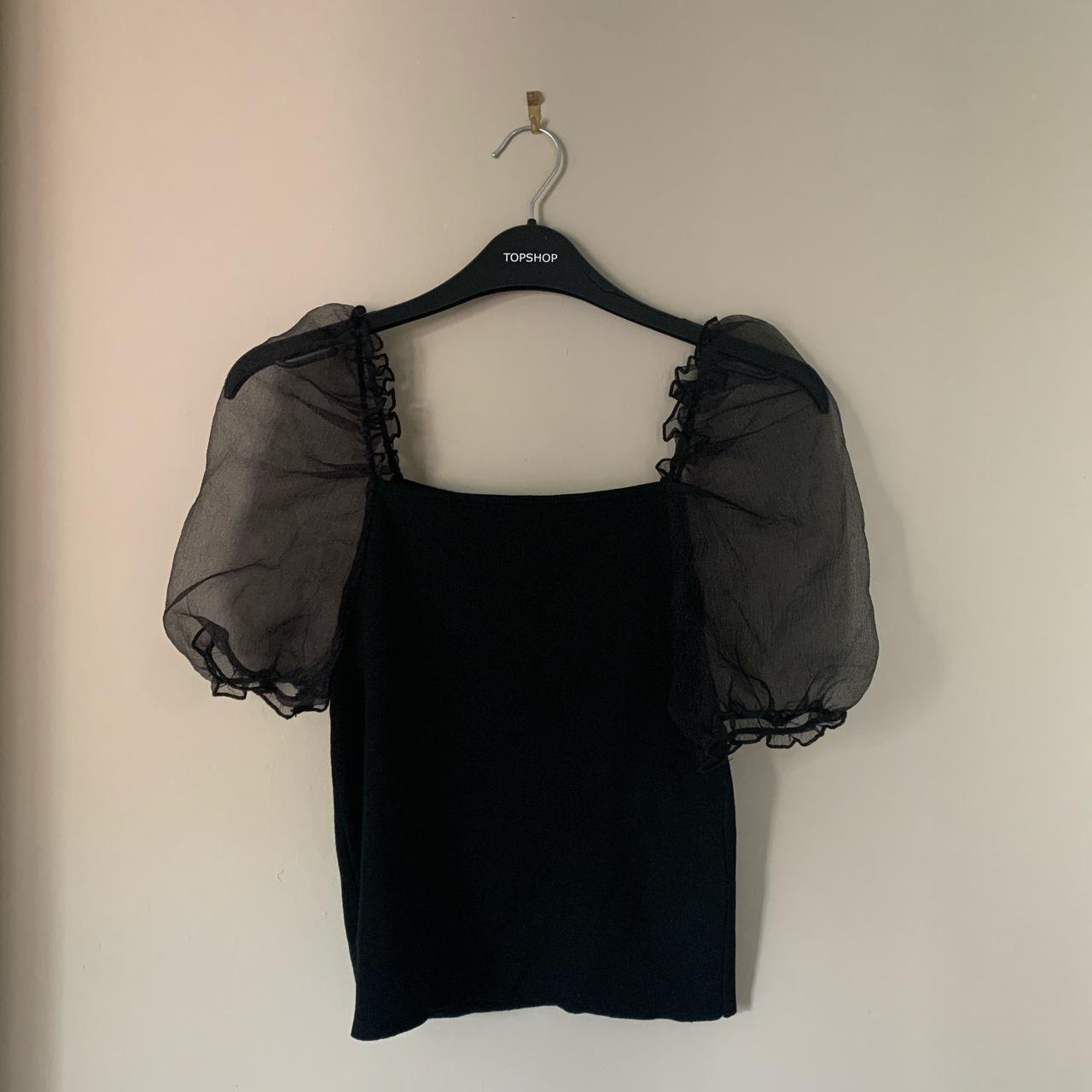 Flamant rose organza puff sleeve top in Depop