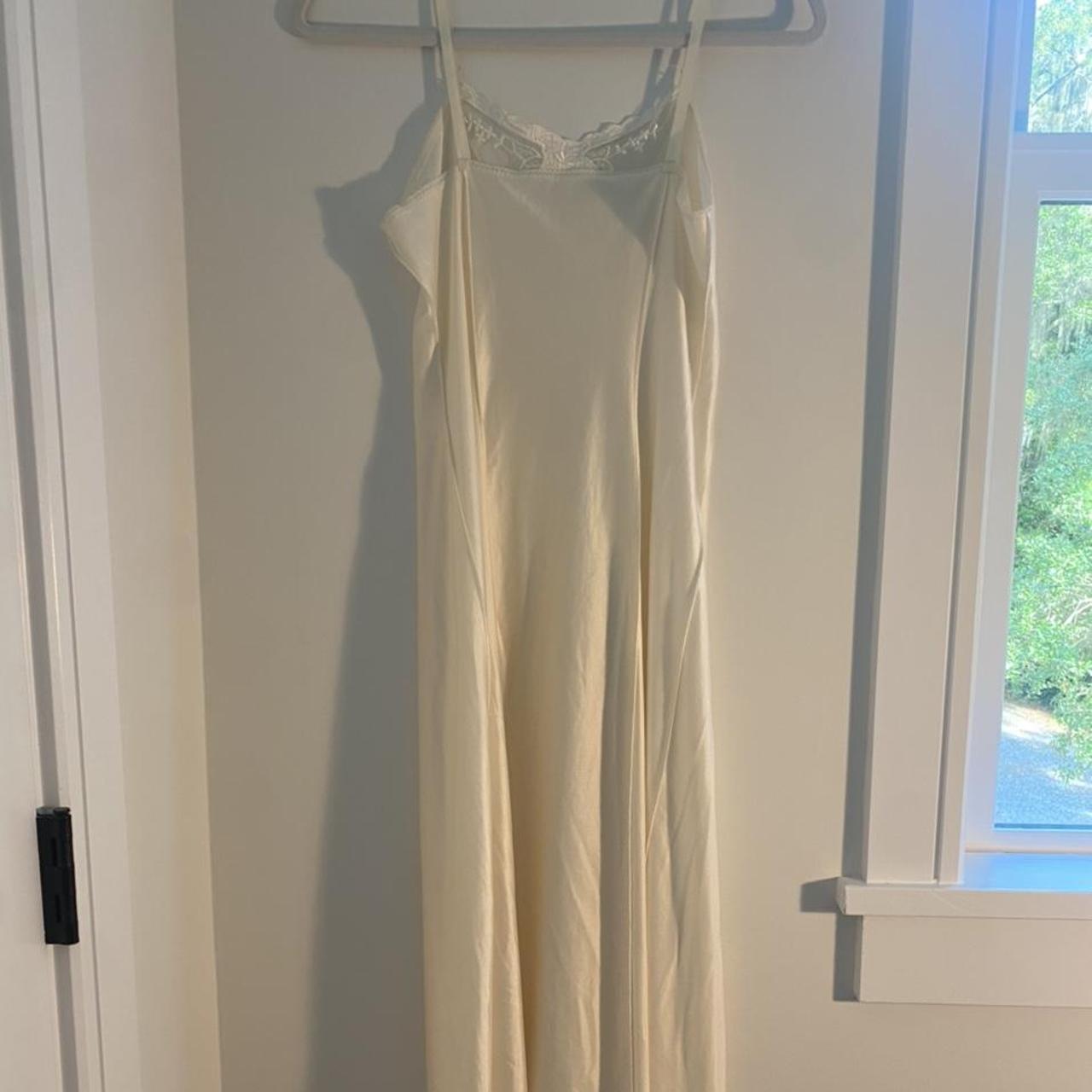 Women's White Dress Depop