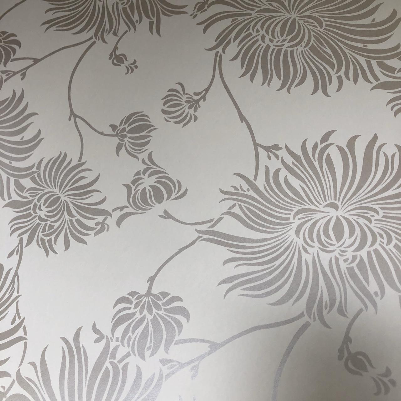 LAURA ASHLEY KIMONO WALLPAPER Batch number... Depop