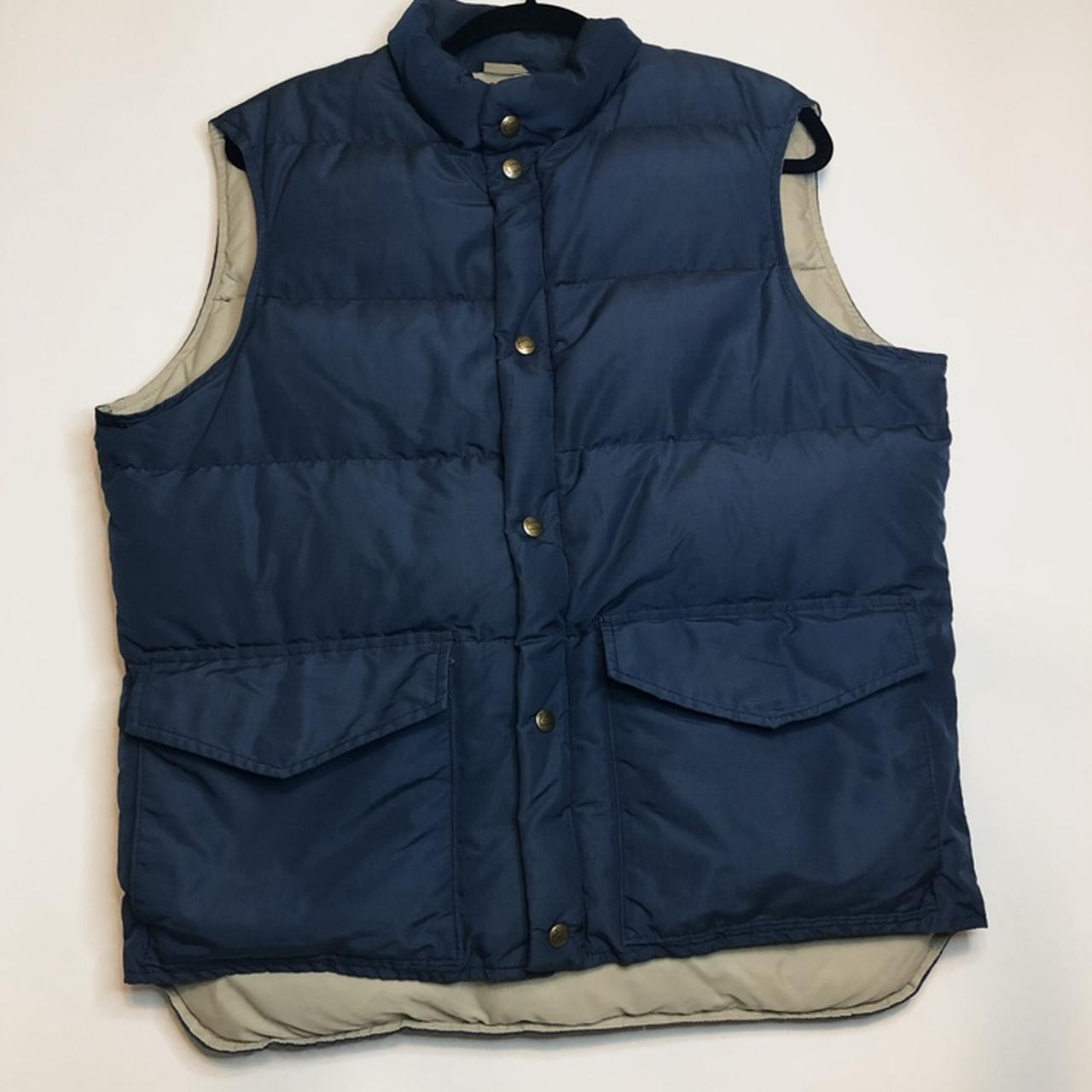 Vintage Woolrich Puffer Vest Size: No tag, but about... - Depop