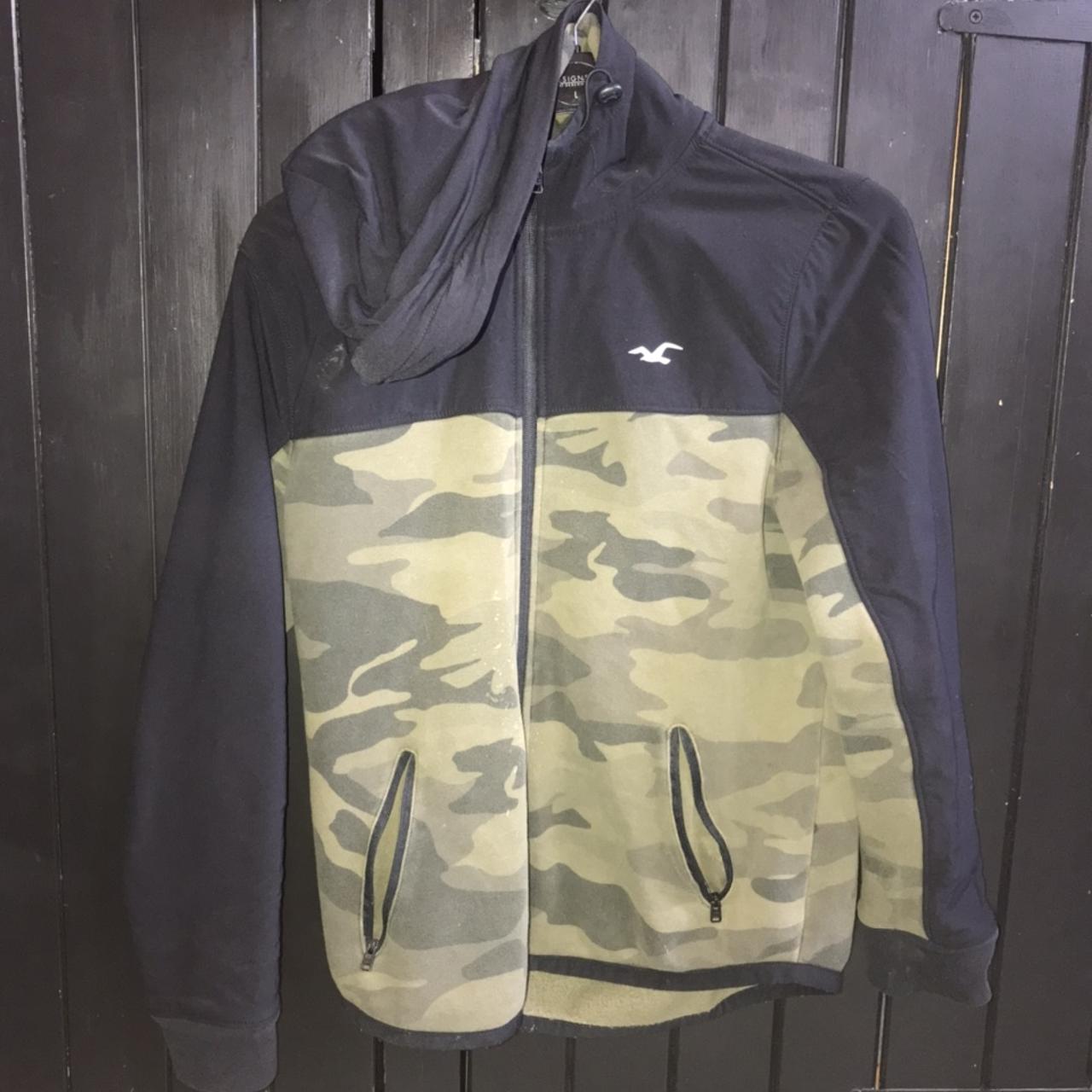 Black camo hollister clearance hoodie