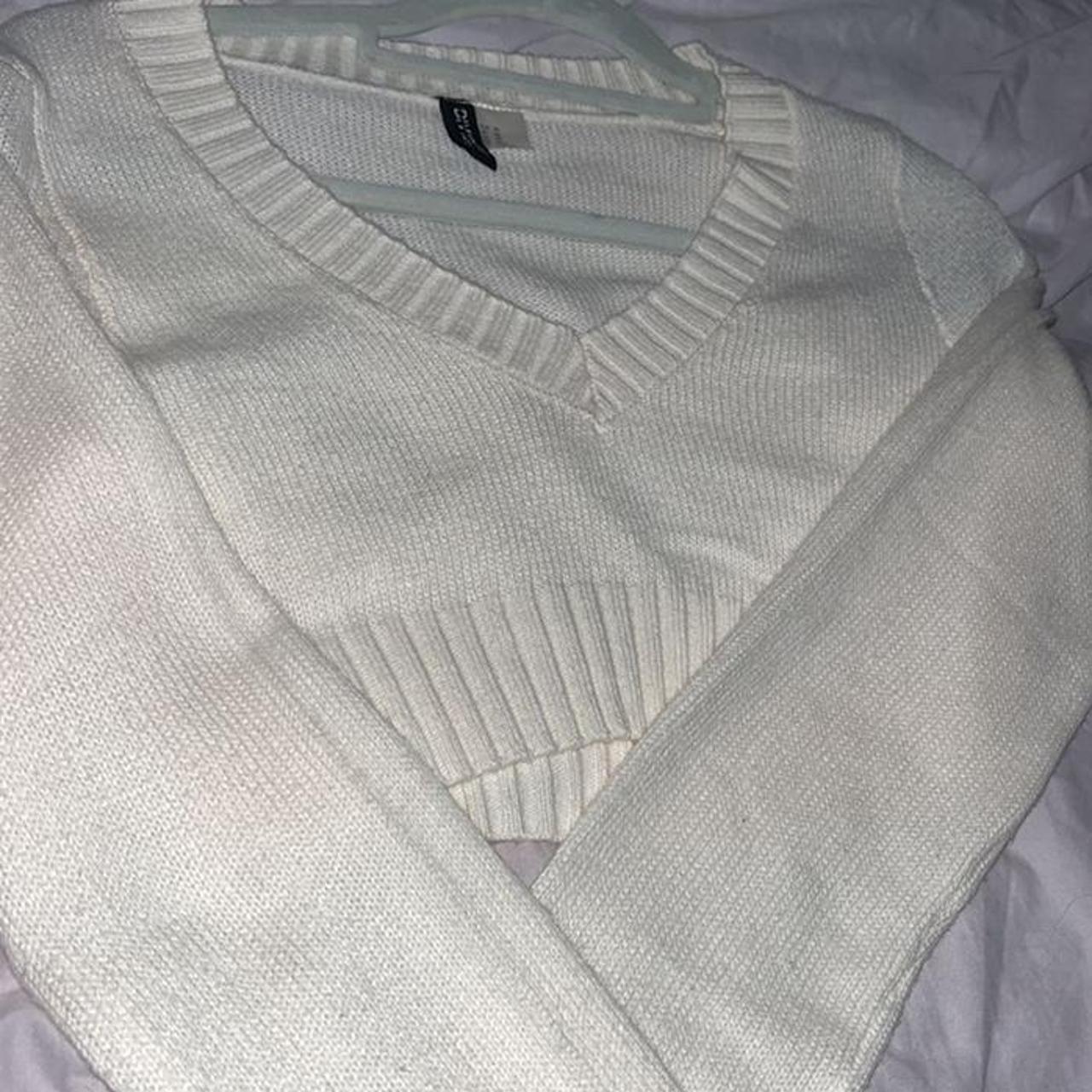 H&M divided cropped fluffy jumper Worn once so in... - Depop