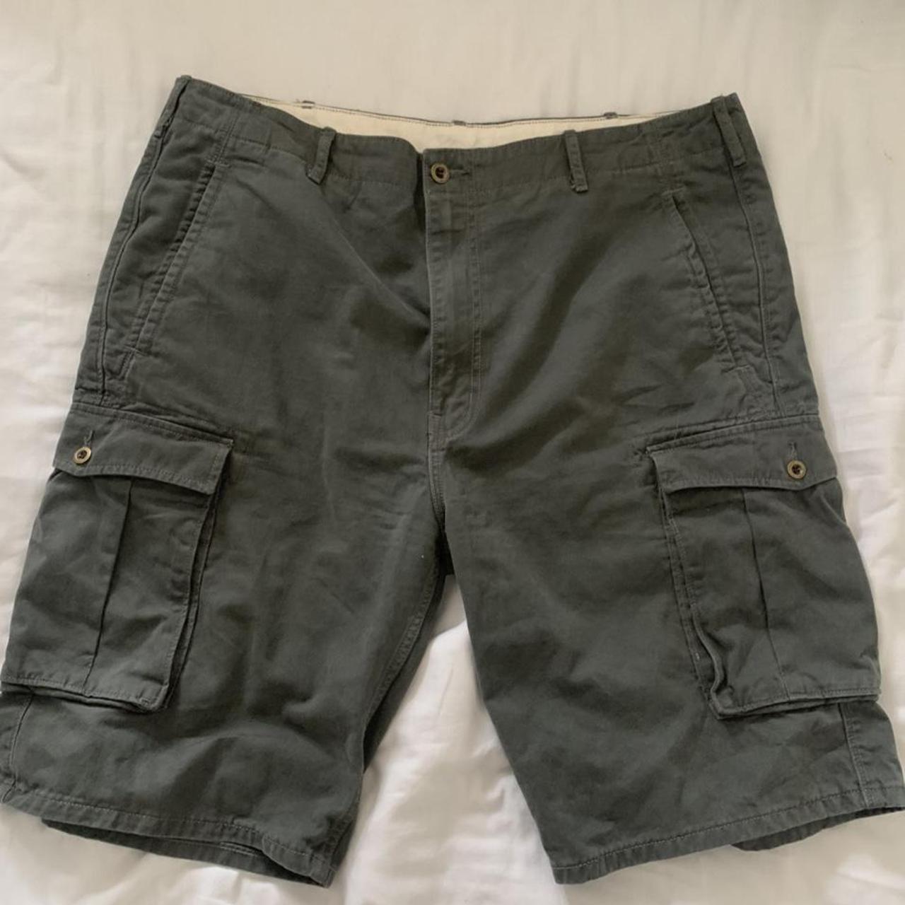 Levi's Men's Grey and Khaki Shorts | Depop
