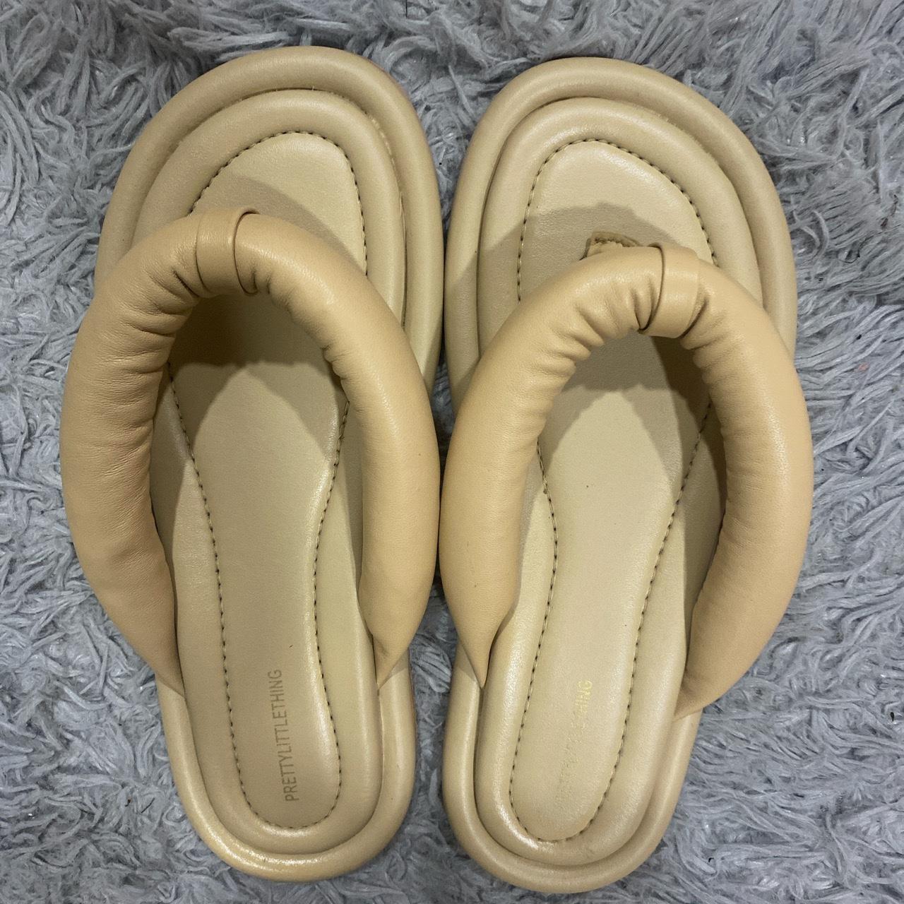 womens tan sandals flat