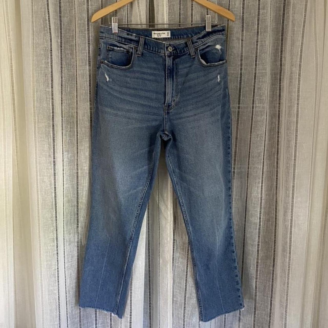 Abercrombie The Skinny high rise jeans, with... - Depop