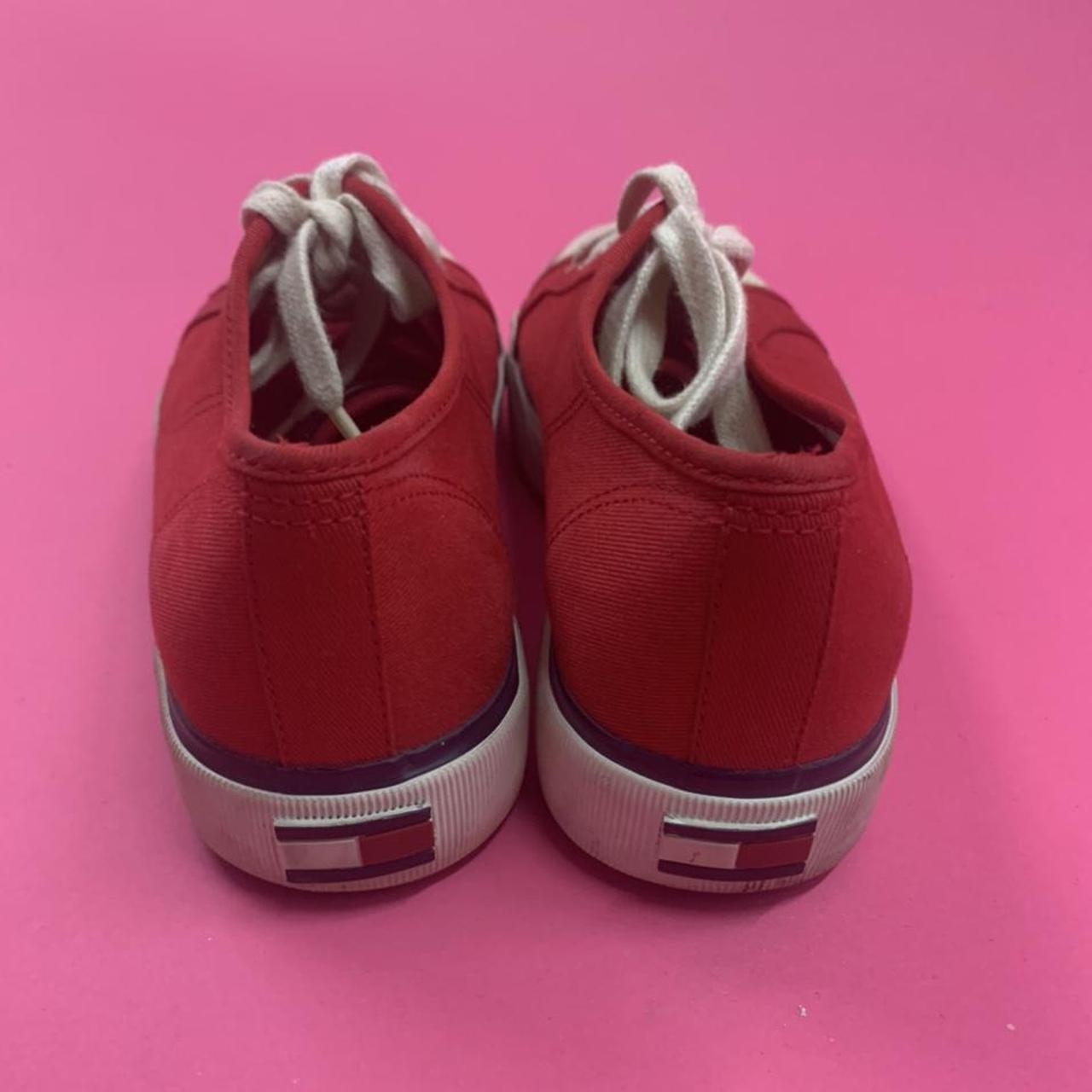 Tommy Hilfiger Women's White and Red Trainers | Depop