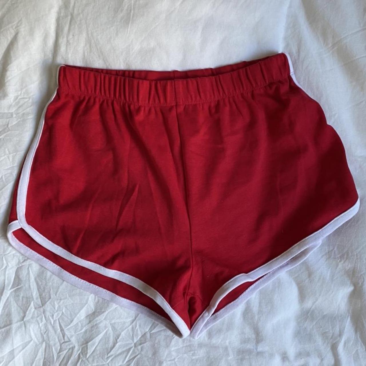 Zara Women's Red and White Shorts | Depop