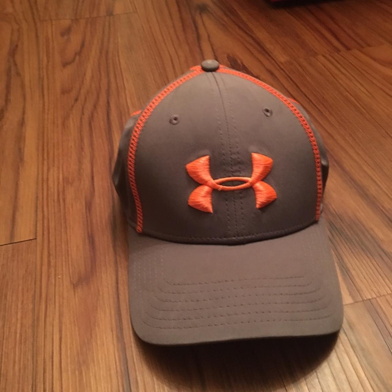 Under Armour gray/orange logo fitted hat (size - Depop