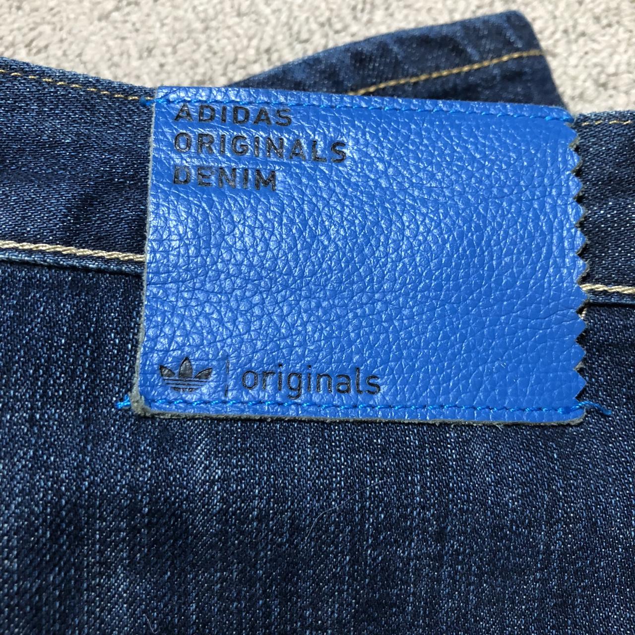 adidas Originals Men's MAD CAB Slim FIT Blue Label Jeans (28 34) :  Amazon.co.uk: Fashion